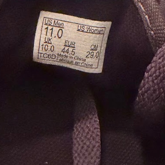 Vans Authentic Low Top Canvas Sneakers Black Men’s Size 11 Skate Casual Shoes - Picture 7 of 8